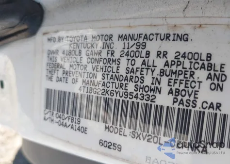 2000 Toyota Camry Le from USA, damaged, VIN 4T1BG22K6YU954332